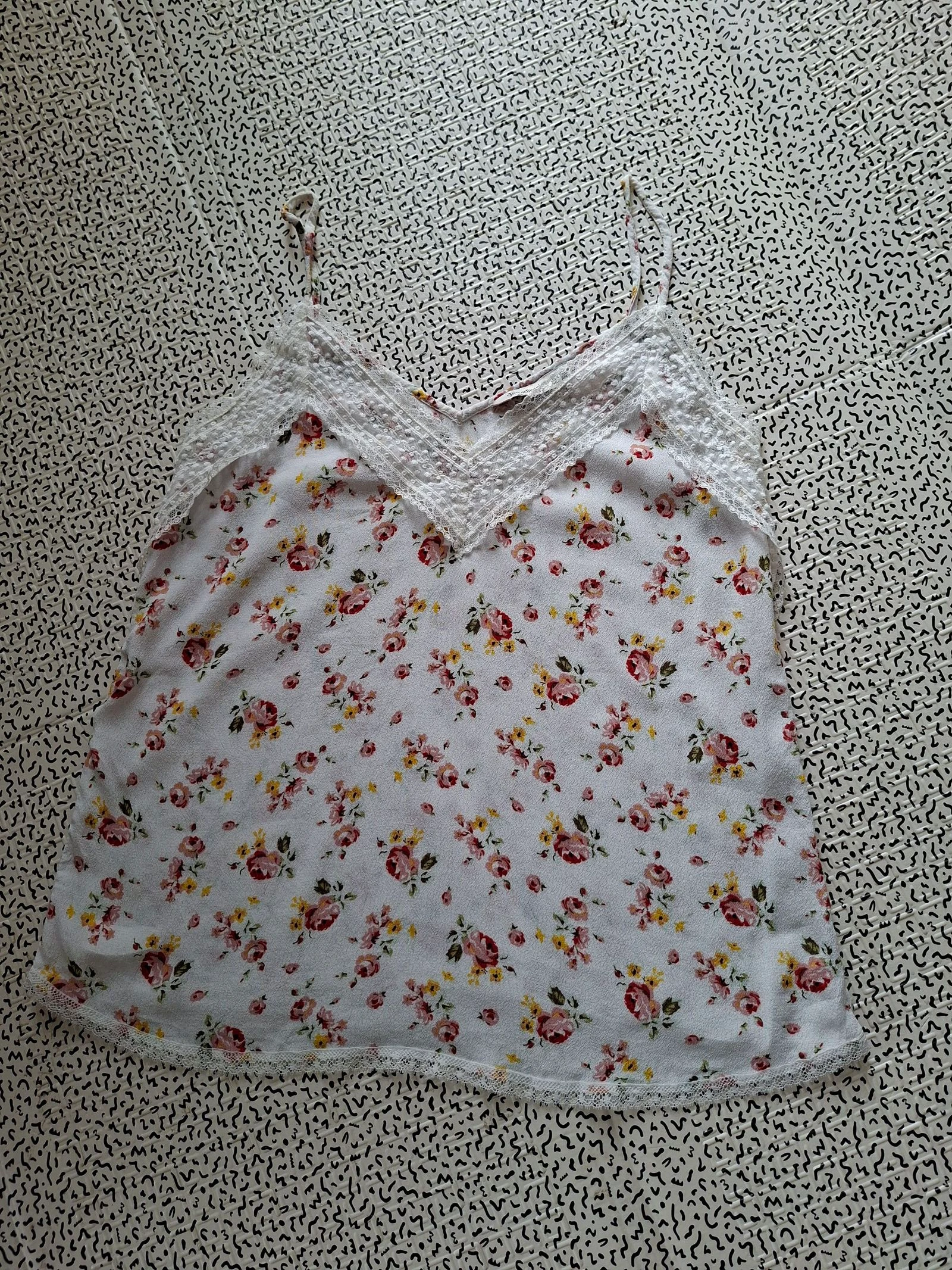 Débardeur caraco Stradivarius XS blanc fleuri dentelle fines bretelles bohème romantique – photo 5